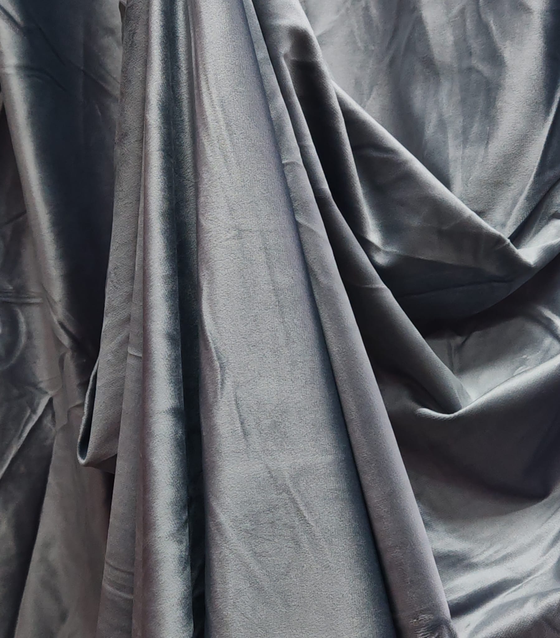 Draperie French Velvet 777 Blackout, cu inele, 150 x 250 cm -2 buc