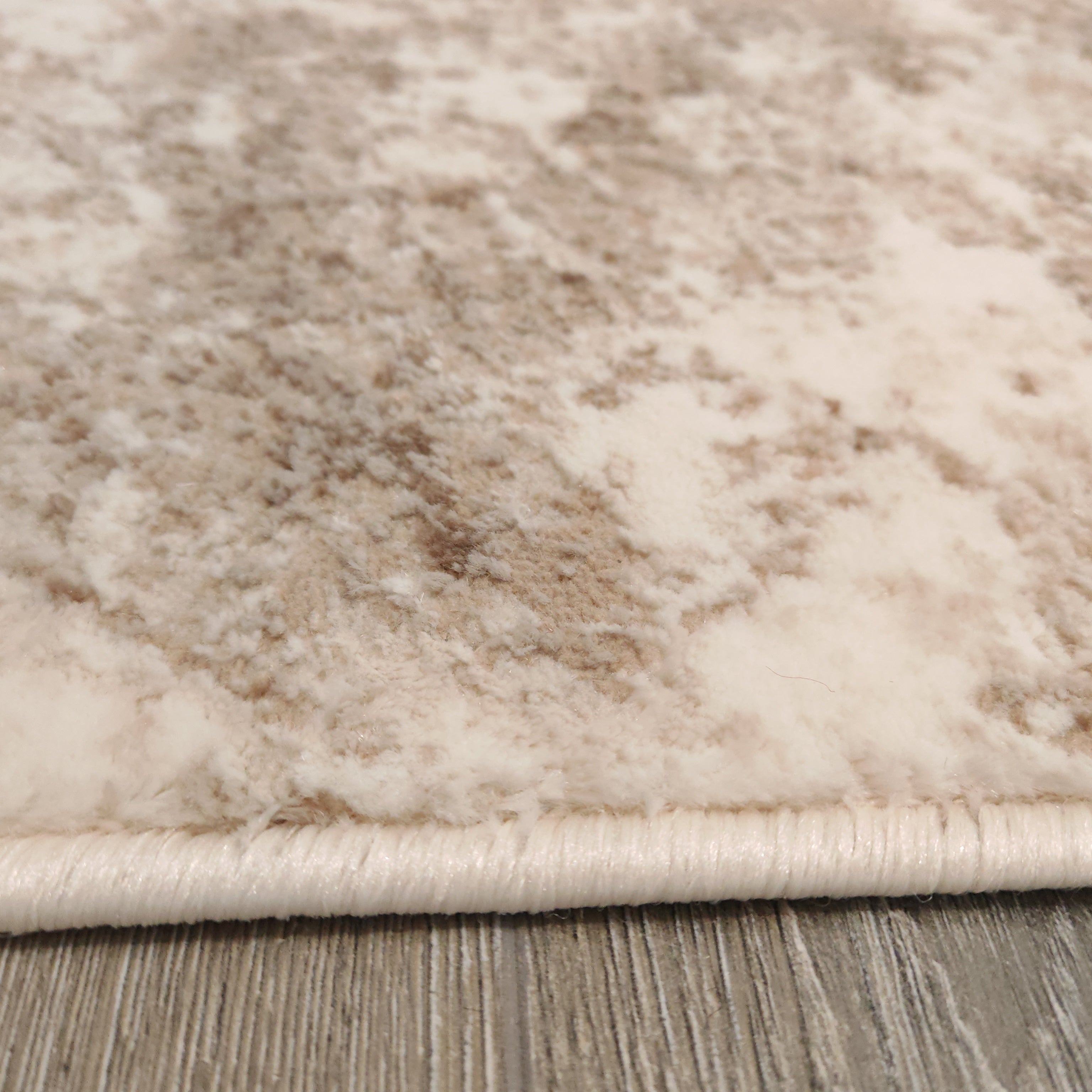 Traversa Itea 42016, latime 60 cm (surfilata) - EmaCarpets