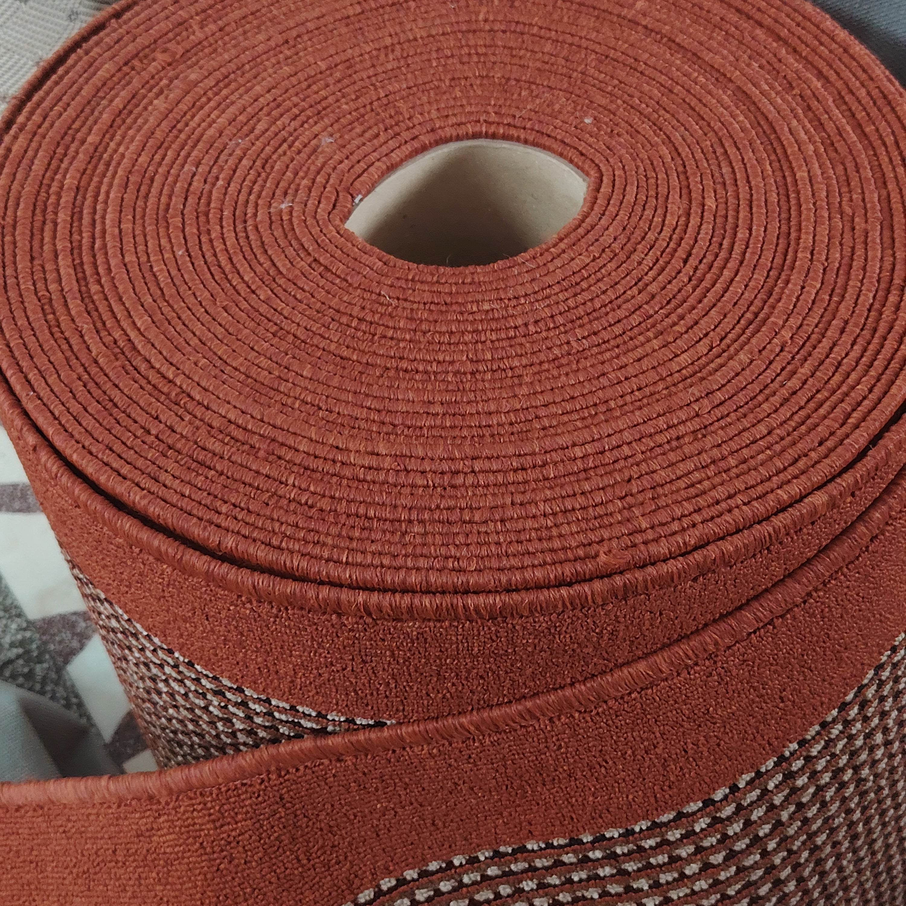 Traversa antiderapanta Ravenna, latime 100 cm (surfilata) - EmaCarpets