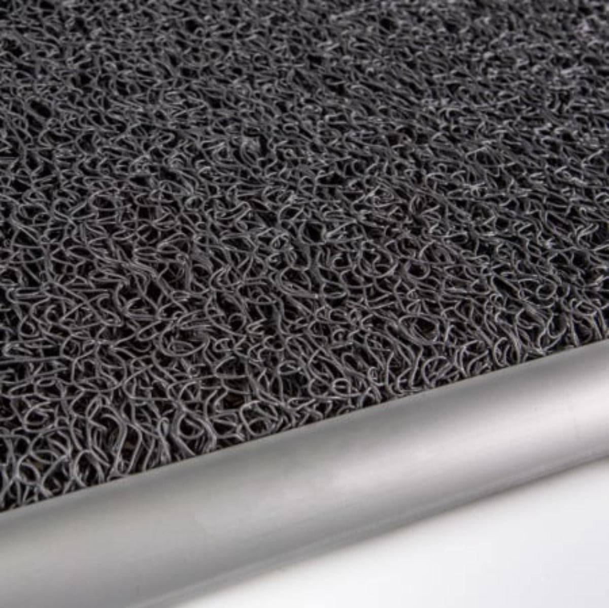 Traversa covor intrare int.si ext. Curly, negru - EmaCarpets