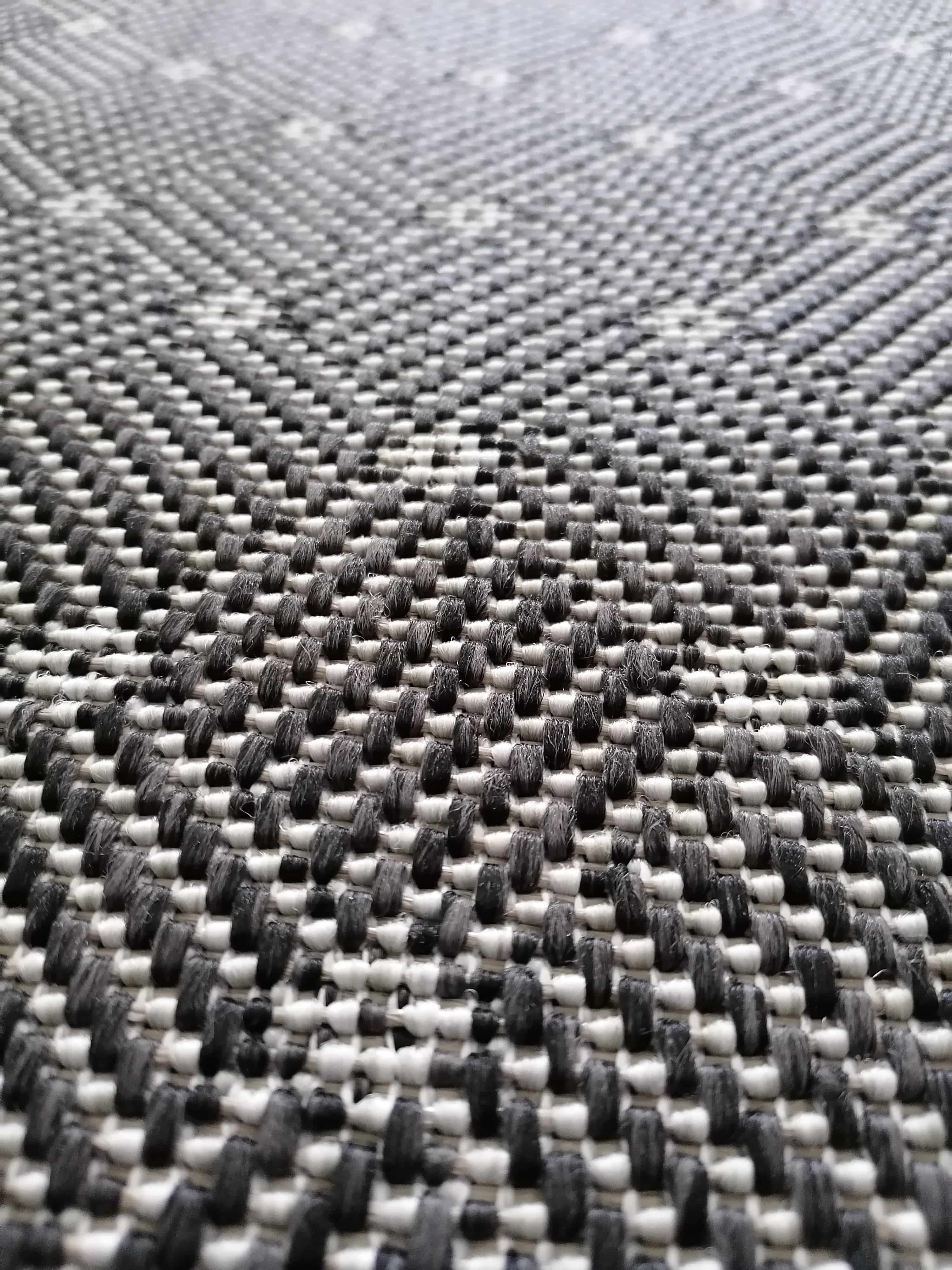 Traversa antiderapanta Flex, gri, latime 75 cm (surfilata) - EmaCarpets