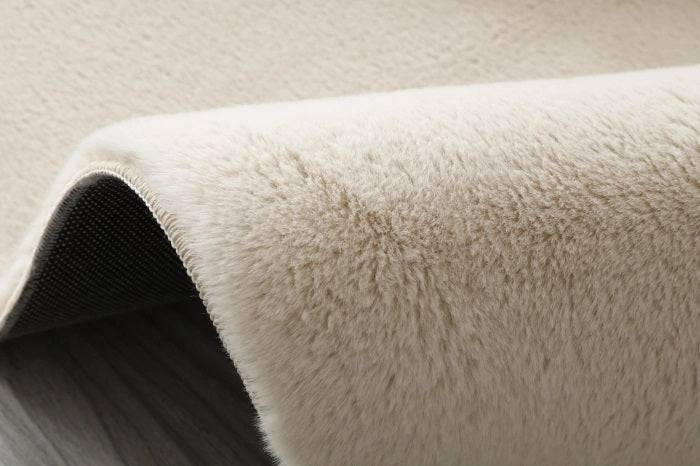 Covor Tip Blanita,ivory, antiderapant - EmaCarpets