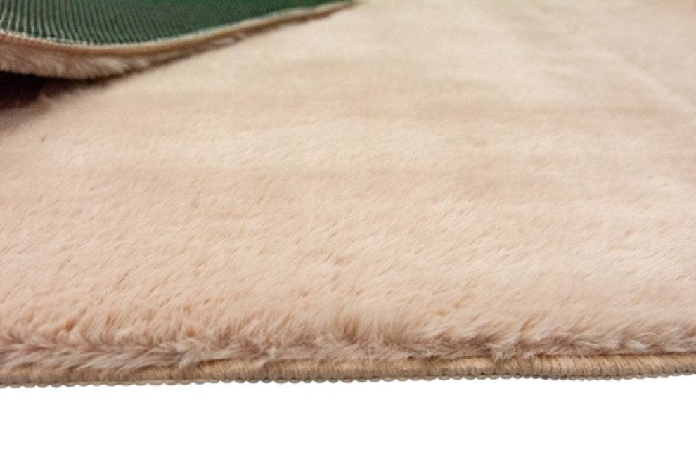 Covor Tip Blanita, roz, antiderapant - EmaCarpets