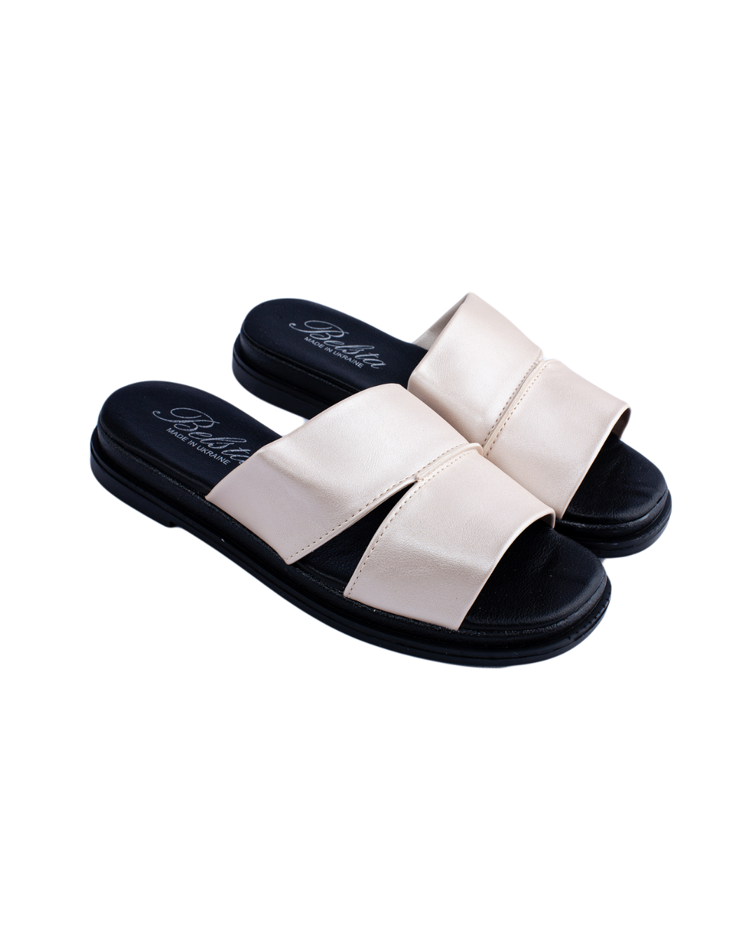 Șlapi de vară albi argintiu