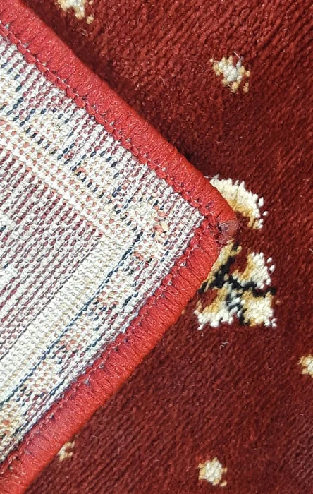 Covor Bisericesc cu Crini Lotos EMA 002, Grena, Dreptunghiular Vertical