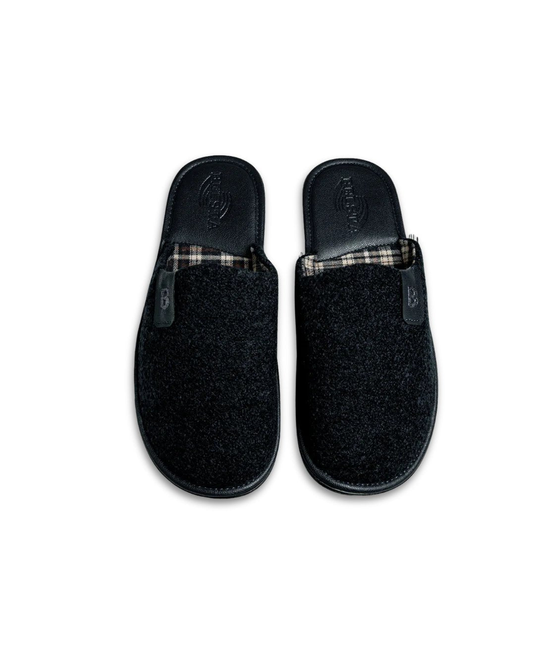 Papuci de casa cu broderie neagrï