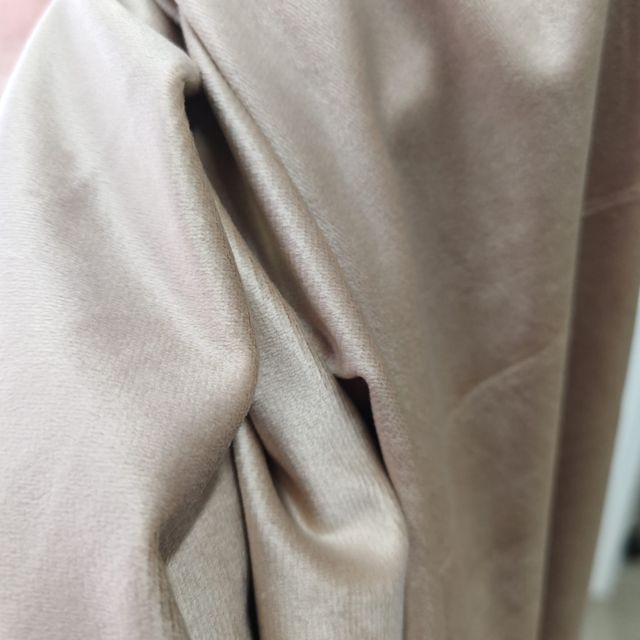 Draperie French Velvet V7 Blackout, cu inele, 150 x 250 cm -2 buc