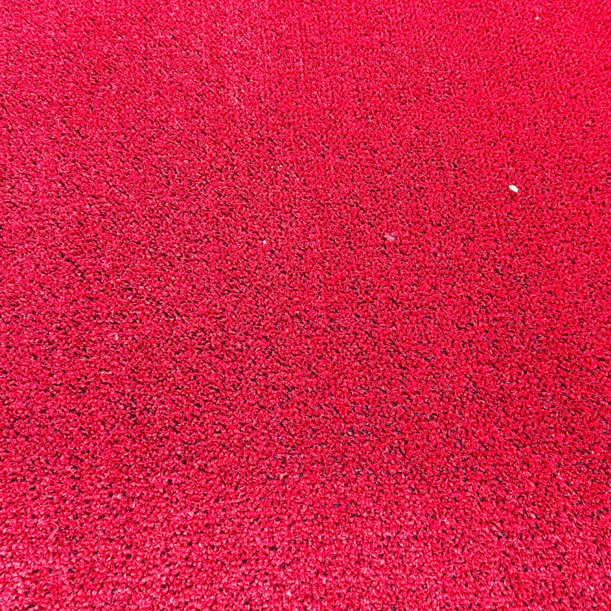 Gazon artificial rosu, latimea rolei este de 200 cm