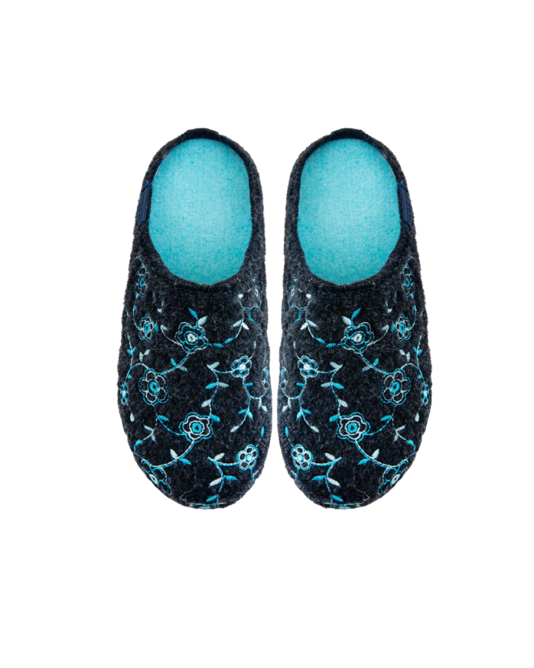 Papuci de casă cu broderie florală